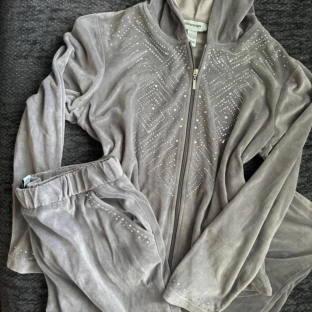 Vintage Y2K Grey Glitterscape Rhinestone Velour Tracksuit – L